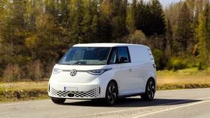 Volkswagen Bedrijfswagens ziet verkoop ID. Buzz verdubbelen, maar Amarok levert fors in