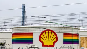 Shell verpatst 1.000 tankstations voor méér laadpalen