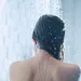 douche vrouw haren nat