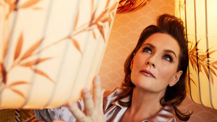 Maike Meijer (55): 'Door die stomme wijn en die verrekte kaas neem je tóch tijd voor elkaar'