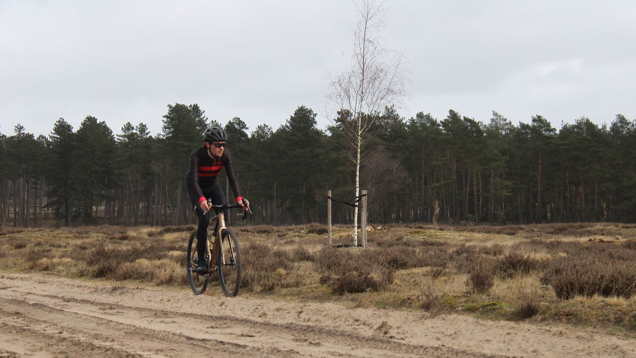 Dit zijn de 4 mooiste gravelroutes van Nederland | Wieler Revue