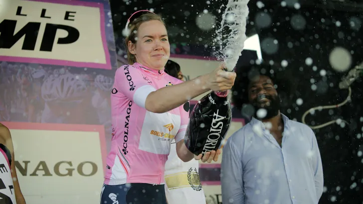 Anna van der Breggen op pole position in Giro Rosa: 'Moet gefocust blijven'