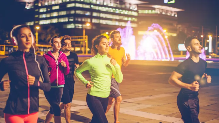 Doe mee aan de Damloop by Night! (GESLOTEN)