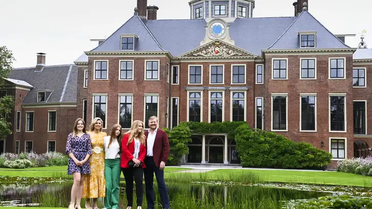 Zomerfotosessie 2021 bij Paleis Huis ten Bosch