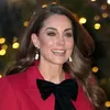 De verborgen boodschap in Kate’s kerstaccessoire | Nouveau