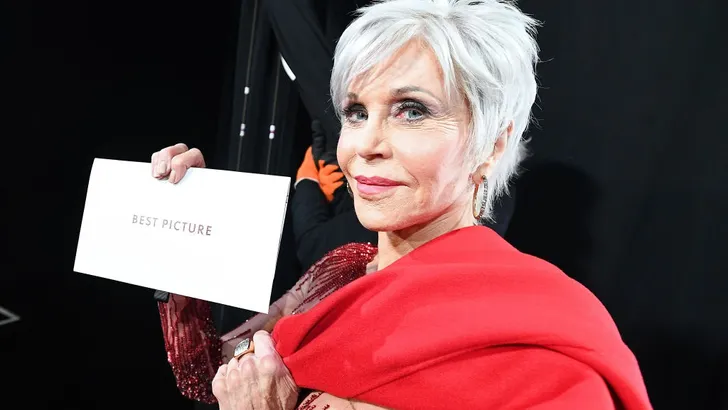 Jane Fonda maakt sterk statement bij de Oscars
