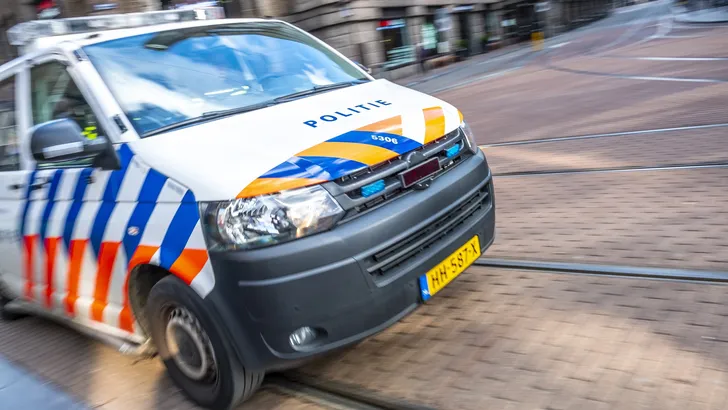 Mogelijk bombrief afgegeven in hotel Amsterdam