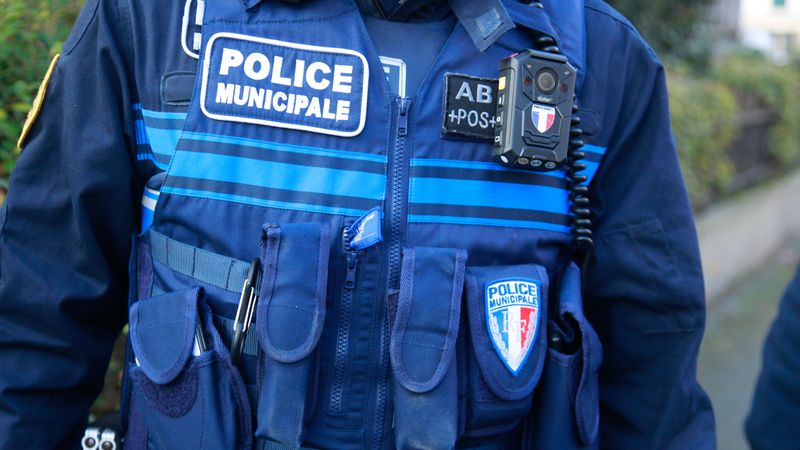 Un Néerlandais (71 ans) en France tue une fille d’à côté (11 ans)
