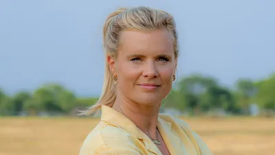 Eveline Stallaart in Tanzania voor Wie is de Mol?