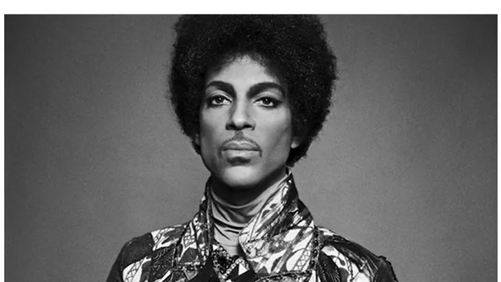 De zus van Prince vertelt over het verlies van haar broer