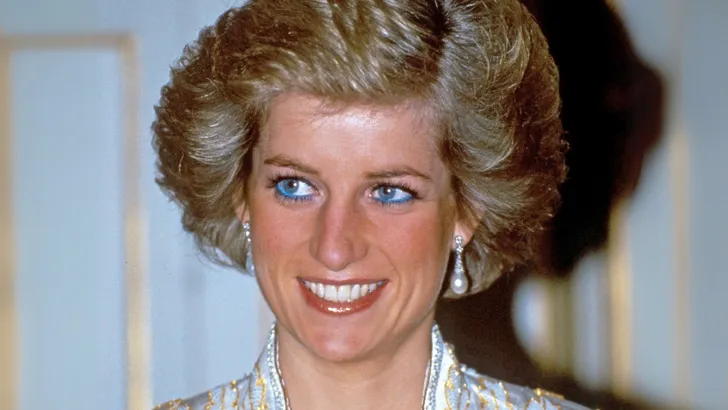 Prinses Diana met blauwe eyeliner