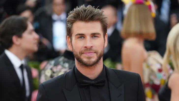 Liam Hemsworth datet met déze actrice