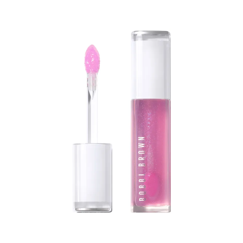 Van gloss tot olie tot lippenstift: déze 10 producten voor je lippen wil je nú proberen.