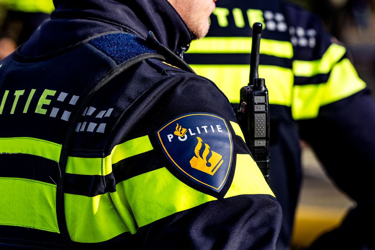Lichaam in weiland gevonden in Abbenes: politie sluit misdrijf niet direct uit