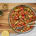 Recept: tomaten-bulgursalade met gemarineerde groenten uit de oven