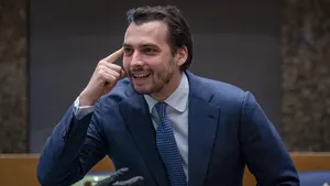 NR21_21 Column Leon Verdonschot Thierry Baudet