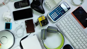 Gadgets op tafel.