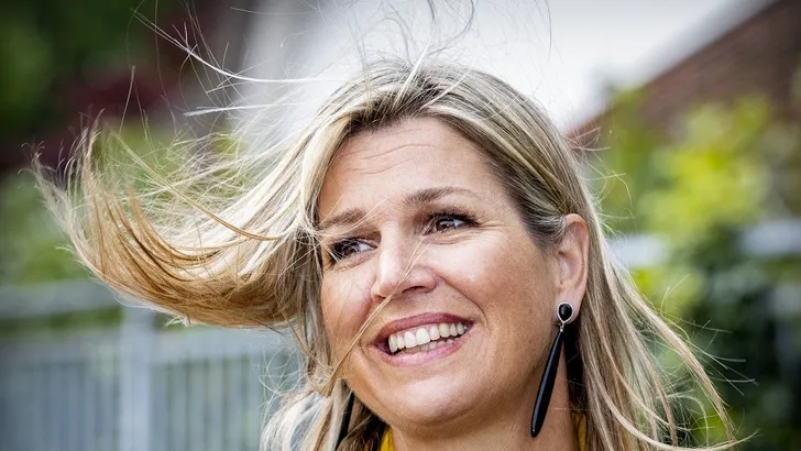 Wear the rainbow: 8X Máxima in alle kleuren van de regenboog