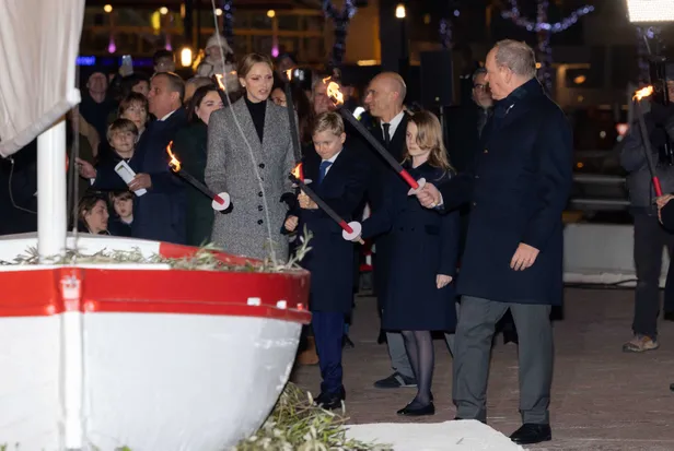 Prinses Charlene, prins Albert, prins Jacques en prinses Gabriella bij de viering van Sainte Dévote, 26 januari 2026.