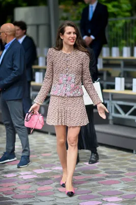 ...en dochter Charlotte bij Chanel.