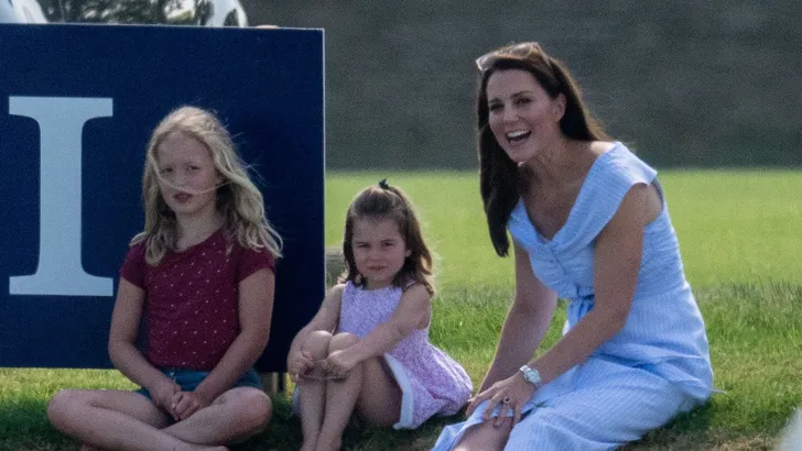 Geinig: acrobatische prinses Charlotte
