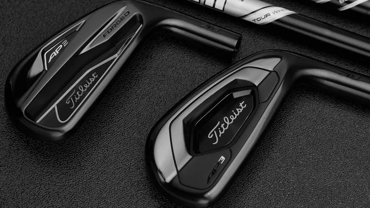 Titleist AP2 en AP3: back in black