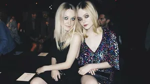 Dakota en Elle Fanning gaan voor gothic