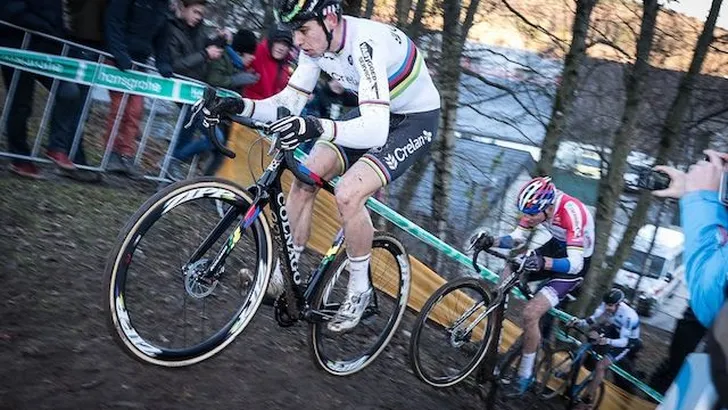 Van Aert: "Ik wil de analyses nu wel eens lezen"
