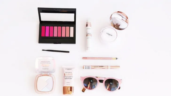 5 tijdbesparende beauty hacks die je 's ochtends nodig hebt