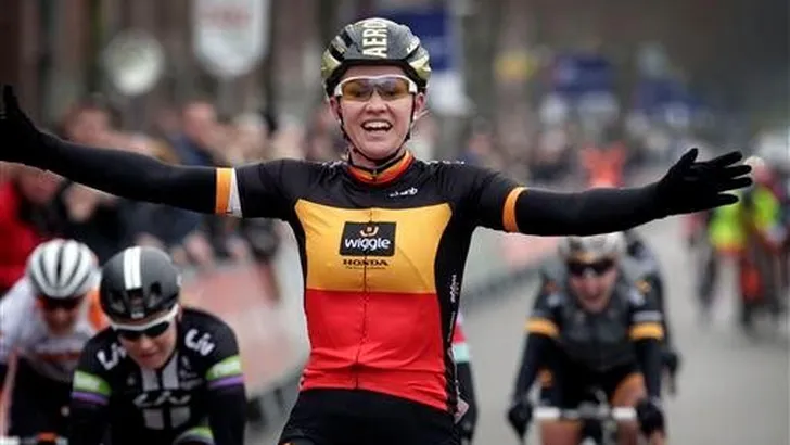 Jolien d'Hoore wint Ronde van Drenthe