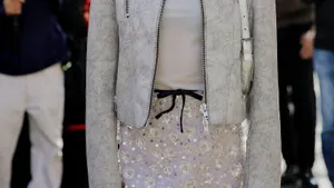 Niemand gelooft dat dit luxe ogende HEMA-vest nu maar 27,99 kost