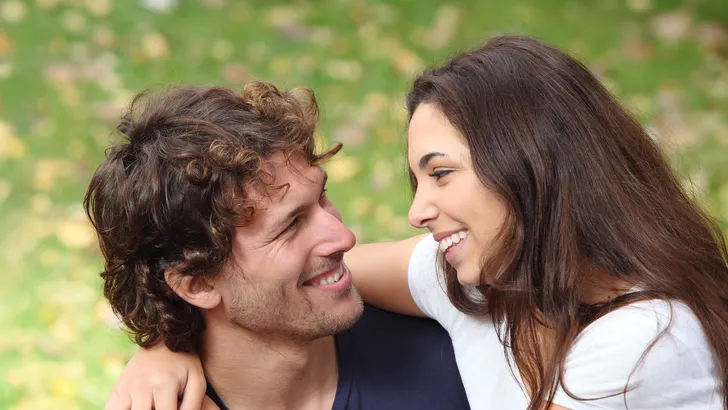 Bestaat liefde op het eerste gezicht wel of niet?