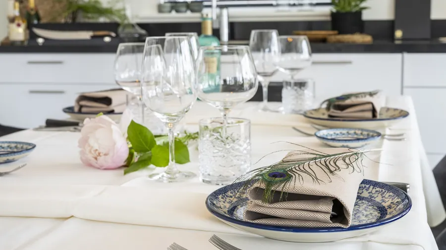 Gedekte tafel 'vijfsterrenrestaurant'