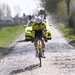 van aert op verkenning voor parijs-roubaix