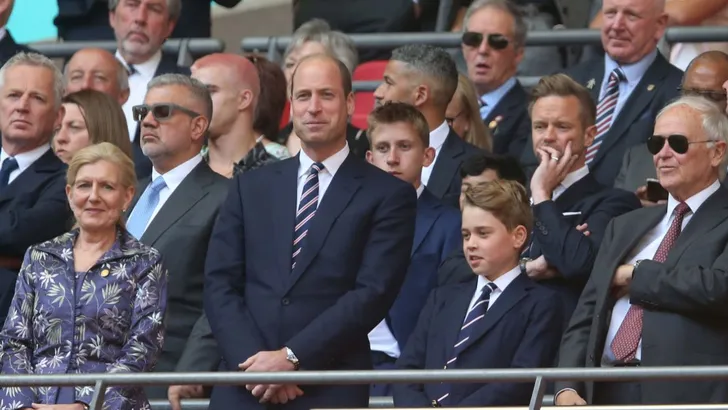 Lief! Prins William neemt prins George mee naar de FA Cup-finale