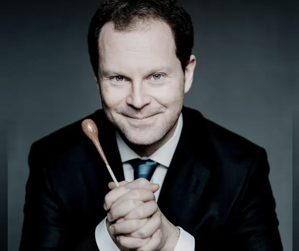 Concertreeks in mei 2025 onder leiding van chef-dirigent Alexei Ogrintchouk.