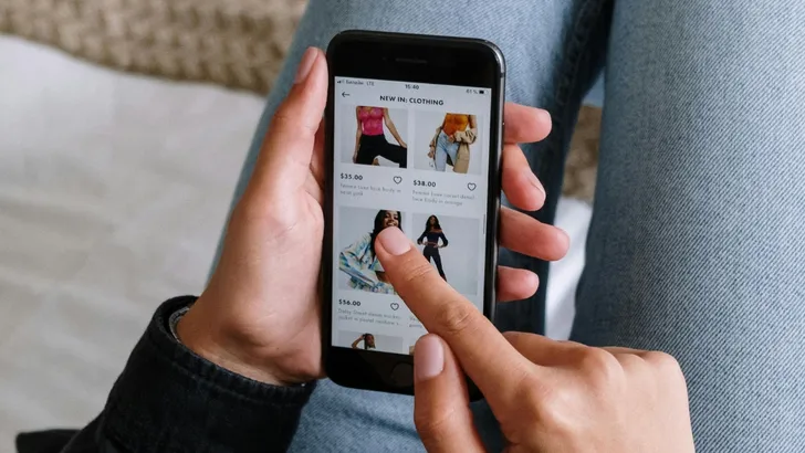 Tip: Shop je nieuwe kleding met korting