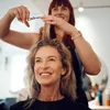 Haarstylist vertelt: deze 5 kapsels kun je na je 50e beter vermijden als je fijn of dun haar hebt | Nouveau