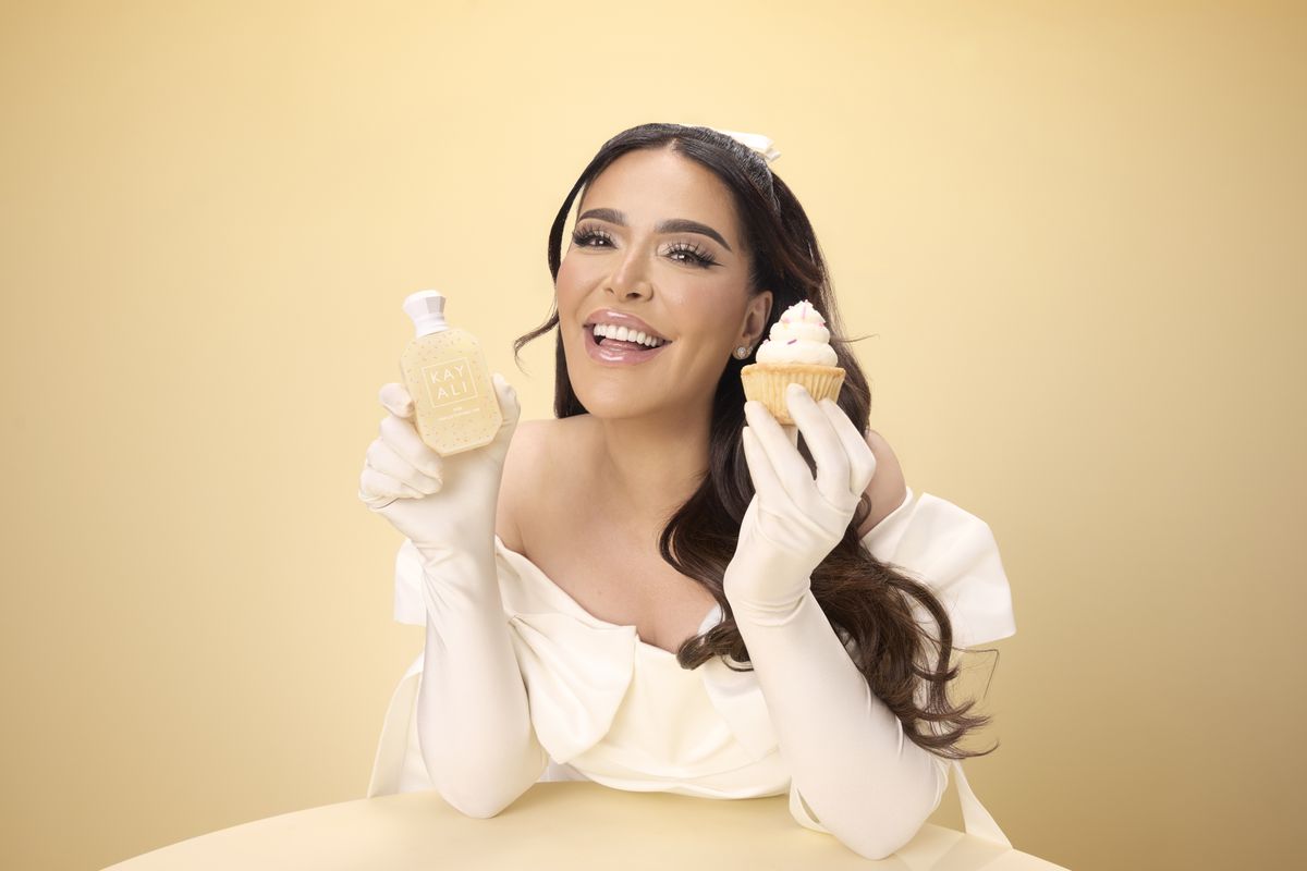 Mona Kattan over nieuwste KAYALI-parfum: 'Met Yum Vanilla Cupcake | 108 wilde ik niet de zoveelste zoete vanillegeur maken'