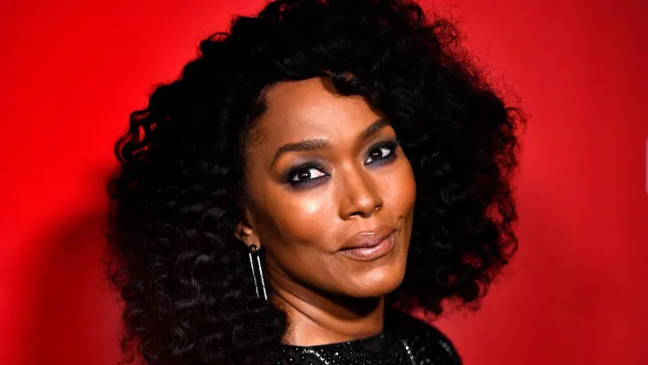 Angela Bassett: 'Ik kan de winst van een work-out zó weg eten' 