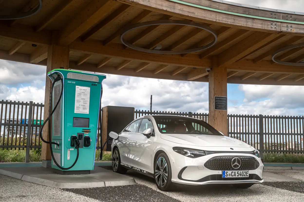 Actieradius en 800V-snelladen Mercedes CLA 2026