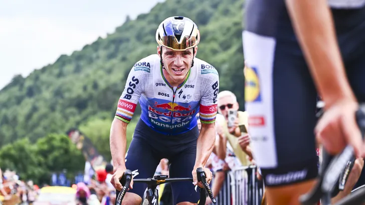 Remco Evenepoel tijdens de veertiende etappe