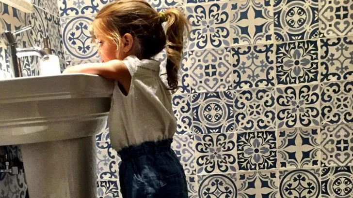 Lola-Lily treedt in de voetsporen van Nicolette van Dam