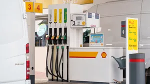 Dieselbus verliest prijsvoordeel: ondernemer betaalt de rekening