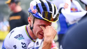 Emotionele Remco Evenepoel na zijn zege.