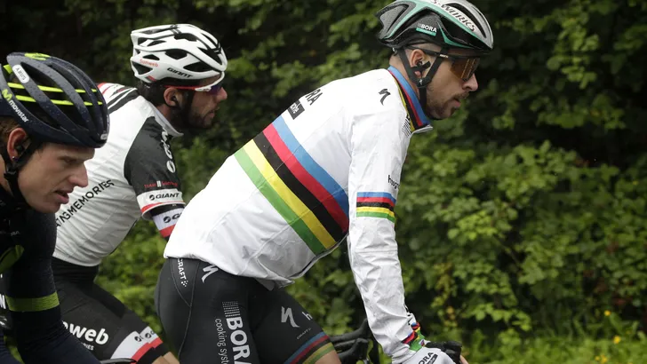 Pech weerhoudt Sagan van goede uitslag BinckBank Tour: 'Slechtst mogelijke moment'
