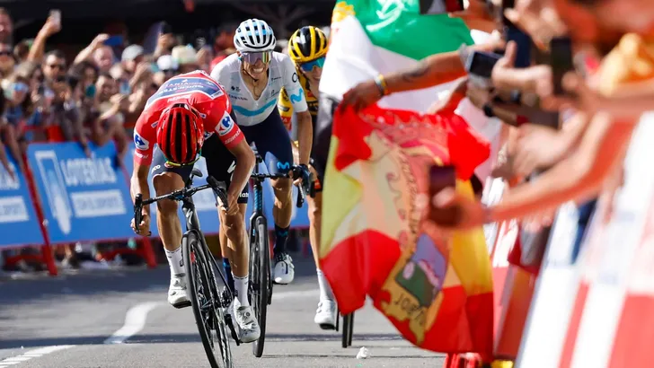La Vuelta ciclista a Espana 22-18