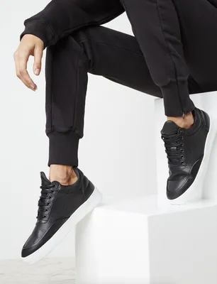 Filling Pieces €200