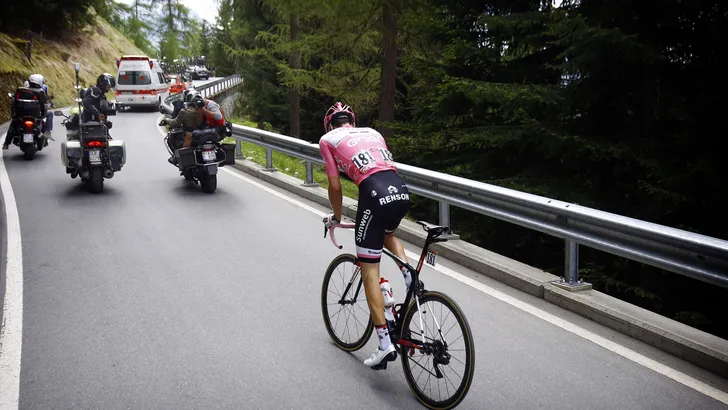 Geen stront aan de knikker: Dumoulin wint gewoon de Giro