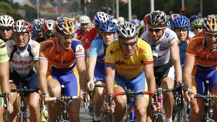 Dekker derde in laatste wedstrijd